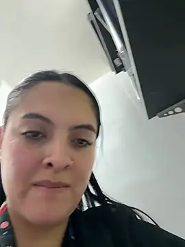 Snapshot of marianm29-1 chatting on June 3, 2026, 1:45 pm marianm29-1 online show from June 3, 2026, 1:45 pm