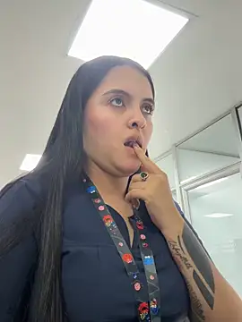Snapshot of marianm29-1 chatting on May 18, 2026, 9:30 pm marianm29-1 online show from May 18, 2026, 9:30 pm