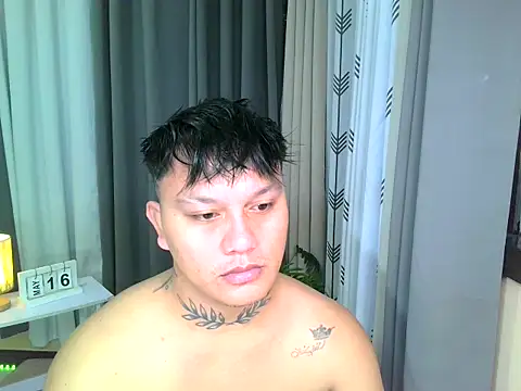 Snapshot of Ashtonfuckingboi chatting on May 16, 2026, 8:35 am Ashtonfuckingboi online show from May 16, 2026, 8:35 am
