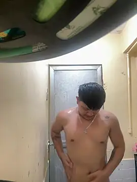 Snapshot of Ashtonfuckingboi chatting on May 28, 2026, 11:27 am Ashtonfuckingboi online show from May 28, 2026, 11:27 am