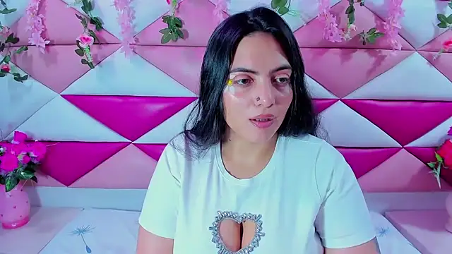 Snapshot of Isabella_Mora_ chatting on May 16, 2026, 3:05 am Isabella Mora online show from May 16, 2026, 3:05 am