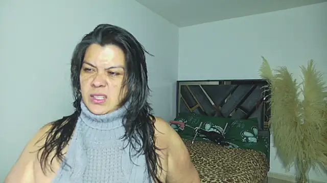 Martina Foxy01 online show from May 12, 2026, 11:27 am
