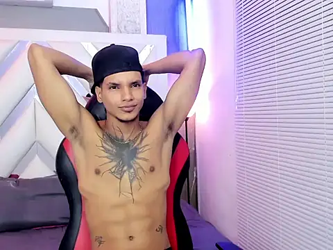 kai storm77 online show from May 31, 2026, 3:23 am