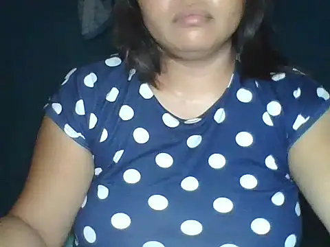 Snapshot of MommyKaye30 chatting on July 2, 2026, 7:42 pm MommyKaye30 online show from July 2, 2026, 7:42 pm