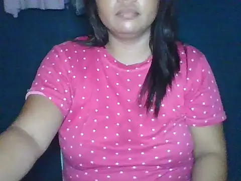 Snapshot of MommyKaye30 chatting on July 1, 2026, 6:52 pm MommyKaye30 online show from July 1, 2026, 6:52 pm