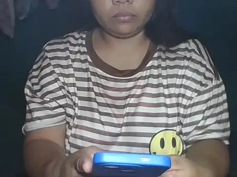 Snapshot of MommyKaye30 chatting on June 14, 2026, 7:59 pm MommyKaye30 online show from June 14, 2026, 7:59 pm