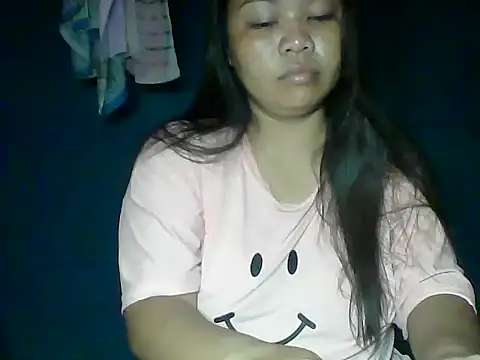 Snapshot of MommyKaye30 chatting on June 8, 2026, 5:35 pm MommyKaye30 online show from June 8, 2026, 5:35 pm