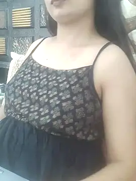 Snapshot of itz_gauri chatting on August 7, 2026, 7:25 am itz gauri online show from August 7, 2026, 7:25 am