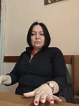 Snapshot of EmmaEmmy40 chatting on May 15, 2026, 11:41 am EmmaEmmy40 online show from May 15, 2026, 11:41 am