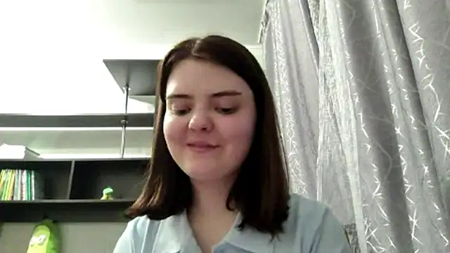 RebelDesiree online show from May 7, 2026, 4:32 pm