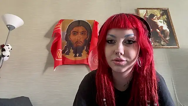 sweetbamb online show from May 8, 2026, 1:59 pm
