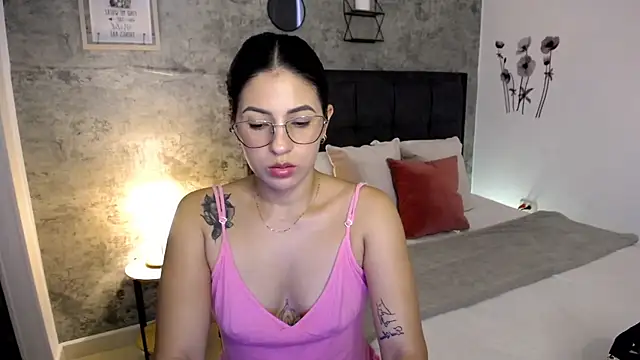 Snapshot of isa_cruzx chatting on May 28, 2026, 9:21 pm isa cruzx online show from May 28, 2026, 9:21 pm