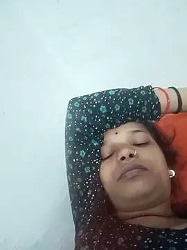 Snapshot of Student_garl_1 chatting on June 11, 2026, 11:57 pm Student garl 1 online show from June 11, 2026, 11:57 pm