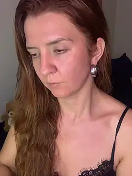therealgingerr online show from May 10, 2026, 6:17 am