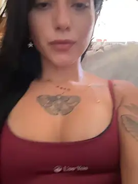 MartinadeCaxias online show from May 9, 2026, 3:37 pm