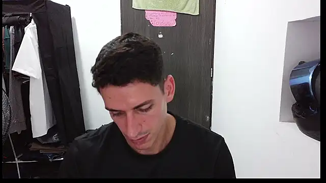 Snapshot of RaulRico chatting on July 12, 2026, 5:14 pm RaulRico online show from July 12, 2026, 5:14 pm
