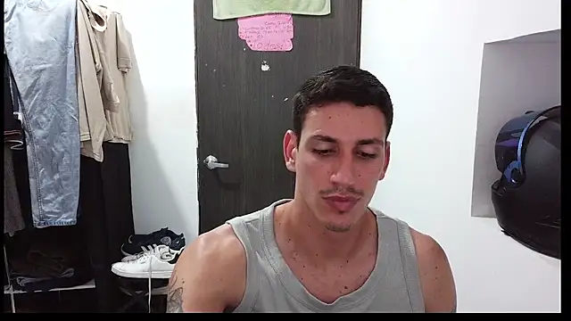 Snapshot of RaulRico chatting on May 31, 2026, 1:00 am RaulRico online show from May 31, 2026, 1:00 am