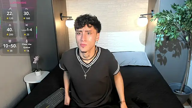 Snapshot of Spencerwhite_ chatting on June 18, 2026, 8:36 pm Spencerwhite online show from June 18, 2026, 8:36 pm