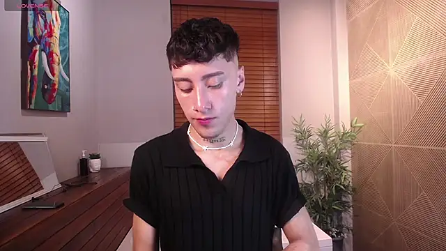 Snapshot of Spencerwhite_ chatting on June 20, 2026, 8:36 pm Spencerwhite online show from June 20, 2026, 8:36 pm