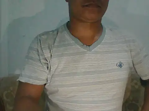 CazadorPanda51 online show from May 4, 2026, 6:06 am