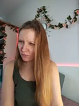 Snapshot of Candy_Cougar chatting on May 24, 2026, 6:57 am Candy Cougar online show from May 24, 2026, 6:57 am