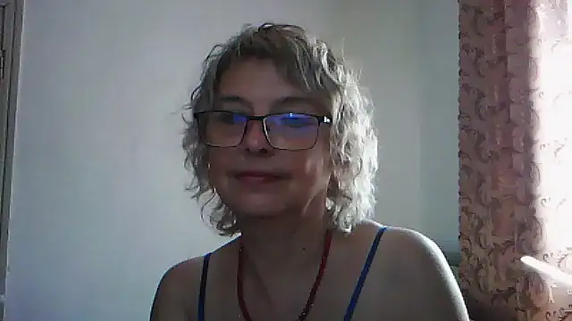 Snapshot of ElizabethGorden chatting on July 13, 2026, 6:35 am ElizabethGorden online show from July 13, 2026, 6:35 am