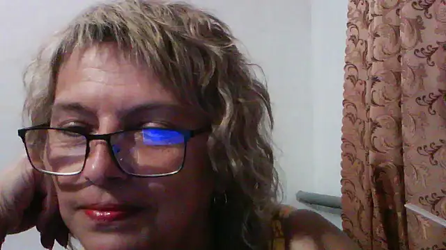 Snapshot of ElizabethGorden chatting on July 10, 2026, 5:57 pm ElizabethGorden online show from July 10, 2026, 5:57 pm