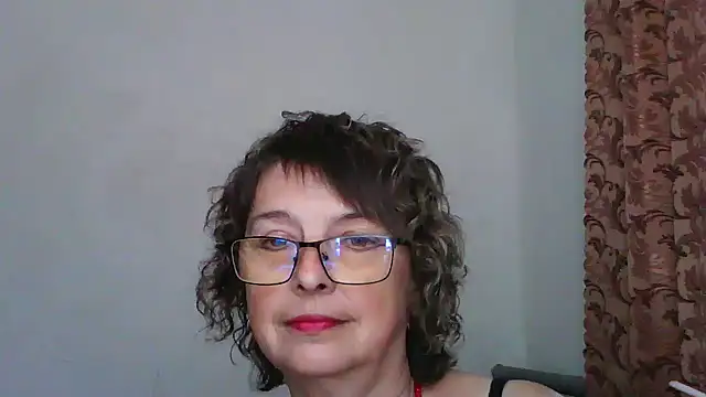 Snapshot of ElizabethGorden chatting on June 10, 2026, 10:49 am ElizabethGorden online show from June 10, 2026, 10:49 am