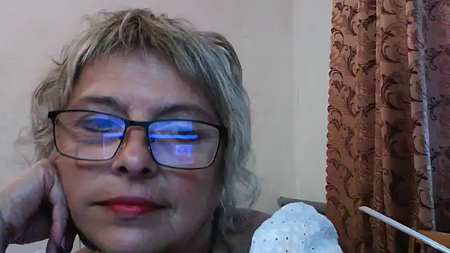 Snapshot of ElizabethGorden chatting on July 23, 2026, 4:58 pm ElizabethGorden online show from July 23, 2026, 4:58 pm