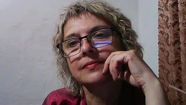 Snapshot of ElizabethGorden chatting on June 20, 2026, 7:19 pm ElizabethGorden online show from June 20, 2026, 7:19 pm
