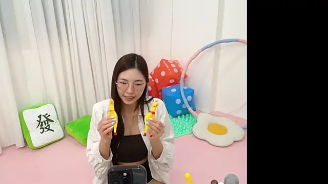 yoyo202605 online show from June 30, 2026, 12:05 pm