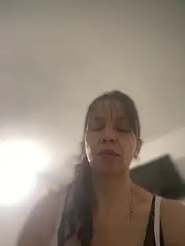 Snapshot of Soy_Camila8 chatting on June 6, 2026, 12:16 am Soy Camila8 online show from June 6, 2026, 12:16 am