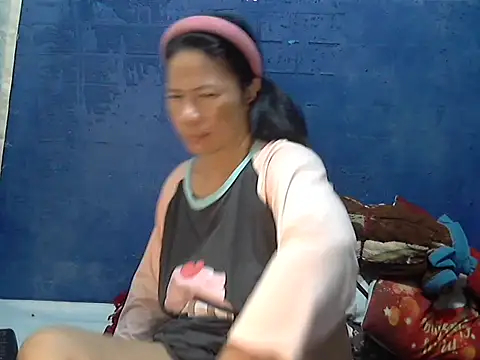 Snapshot of hotchilimom chatting on October 20, 2025, 12:45 am hotchilimom online show from October 20, 2025, 12:45 am