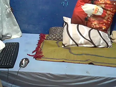 Snapshot of hotchilimom chatting on September 16, 2025, 8:04 am hotchilimom online show from September 16, 2025, 8:04 am