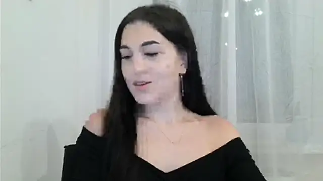 Snapshot of Katiee_Foxi chatting on August 3, 2026, 8:26 pm Katiee Foxi online show from August 3, 2026, 8:26 pm