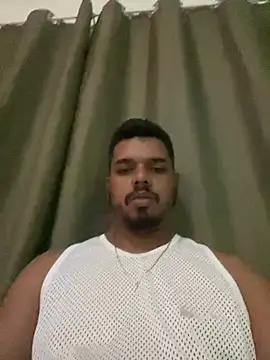 Snapshot of Falcaohot chatting on May 7, 2026, 1:43 am Falcaohot online show from May 7, 2026, 1:43 am