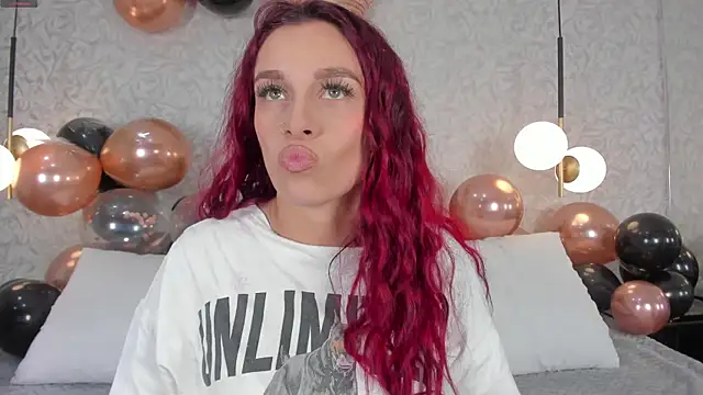 Snapshot of thalira_angels chatting on June 30, 2026, 5:24 pm thalira angels online show from June 30, 2026, 5:24 pm