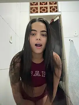 viihduarte6 online show from May 5, 2026, 1:41 am