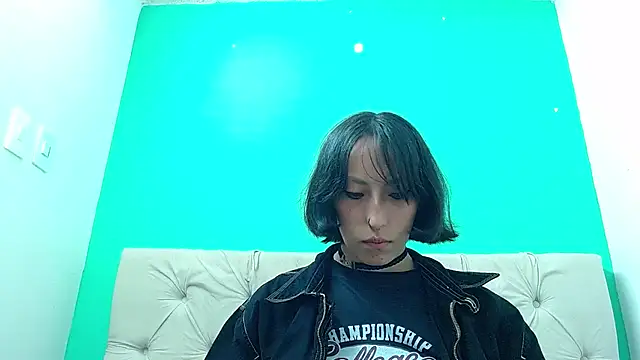 Snapshot of amoremerchmar chatting on June 15, 2026, 3:18 am amoremerchmar online show from June 15, 2026, 3:18 am