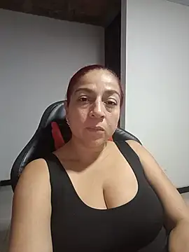 Snapshot of Tumilf chatting on June 25, 2026, 3:59 am Tumilf online show from June 25, 2026, 3:59 am