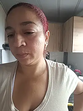 Snapshot of Tumilf chatting on June 25, 2026, 12:21 pm Tumilf online show from June 25, 2026, 12:21 pm
