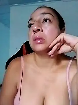 Snapshot of Tumilf chatting on May 29, 2026, 4:02 pm Tumilf online show from May 29, 2026, 4:02 pm