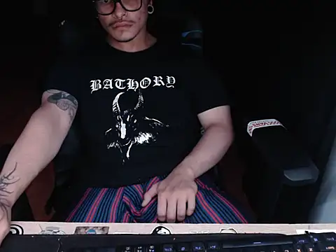 lilgothboy online show from June 3, 2026, 8:46 pm