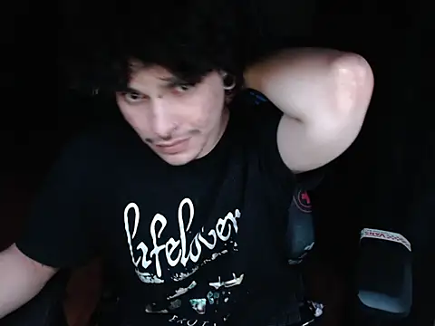 lilgothboy online show from June 12, 2026, 6:11 am