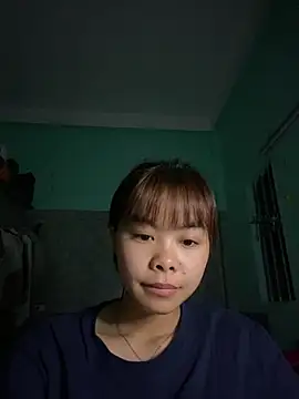 Snapshot of Cry_sexy chatting on May 10, 2026, 7:49 pm Cry sexy online show from May 10, 2026, 7:49 pm