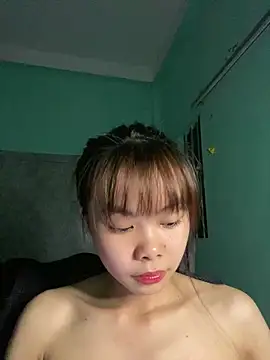 Snapshot of Cry_sexy chatting on May 29, 2026, 6:36 pm Cry sexy online show from May 29, 2026, 6:36 pm
