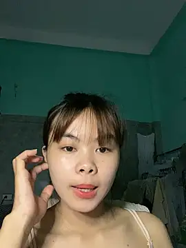 Snapshot of Cry_sexy chatting on July 17, 2026, 2:09 am Cry sexy online show from July 17, 2026, 2:09 am
