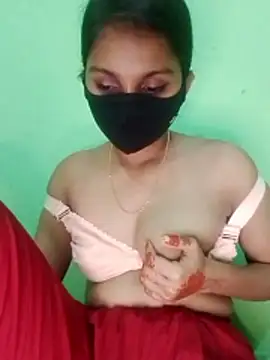 Snapshot of Eshu--ya chatting on May 15, 2026, 6:39 pm Eshu--ya online show from May 15, 2026, 6:39 pm