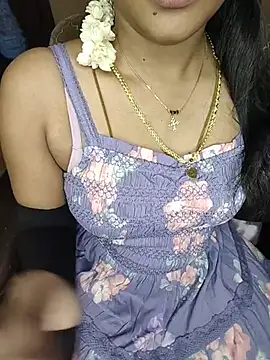 Snapshot of Tamil__Thara003 chatting on June 14, 2026, 3:24 pm Tamil Thara003 online show from June 14, 2026, 3:24 pm