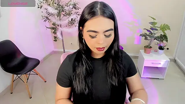 Margot Robie online show from May 19, 2026, 2:24 pm